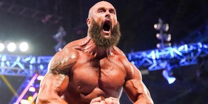 Braun Strowman's pet Bella
